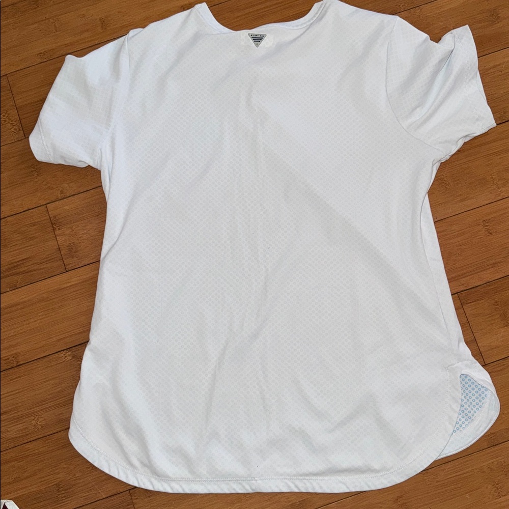 Columbia Light Blue and White T-Shirt - Picture 2 of 4
